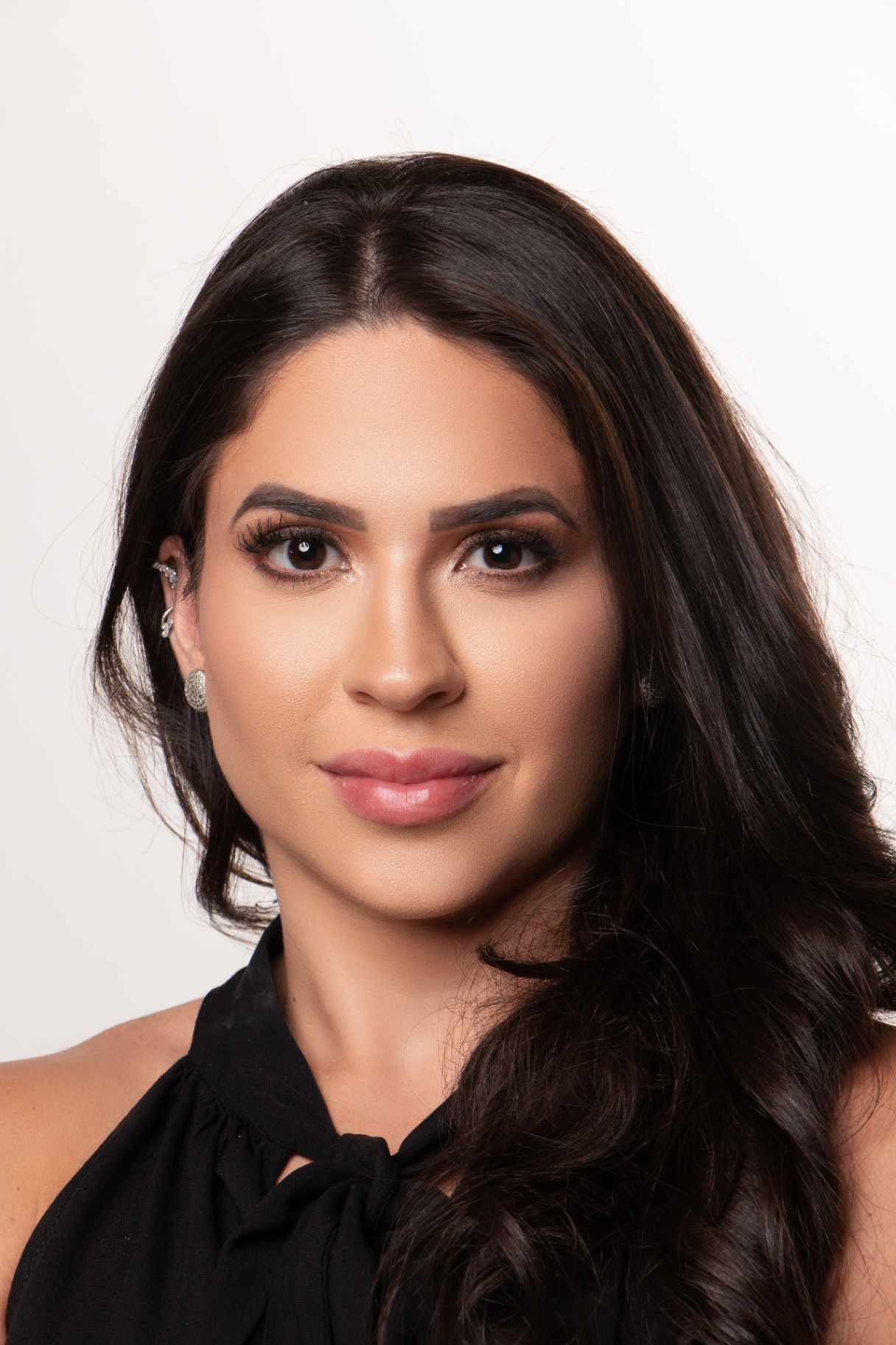 Dra. Bia Neves close